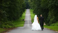 Hampshire Wedding Photographers 1095576 Image 7